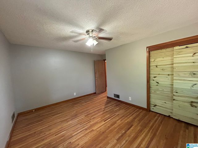 608 GURLEY CR, Birmingham, AL 35215