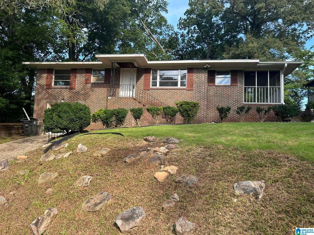 608 GURLEY CR, Birmingham, AL 35215