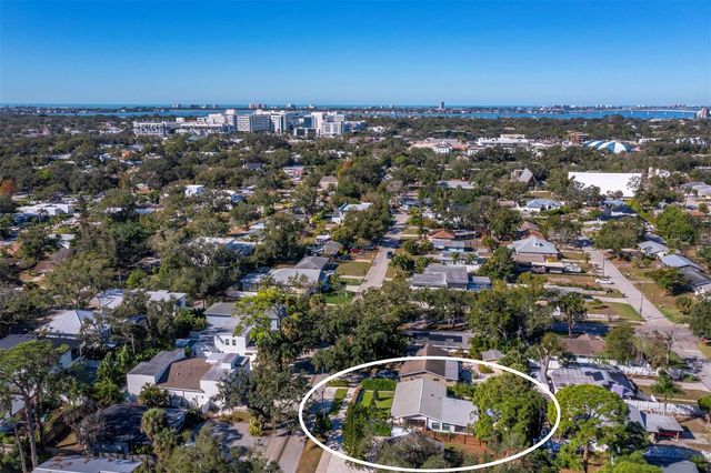 2421 PROSPECT STREET, Sarasota, FL 34239