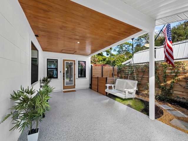 2421 PROSPECT STREET, Sarasota, FL 34239