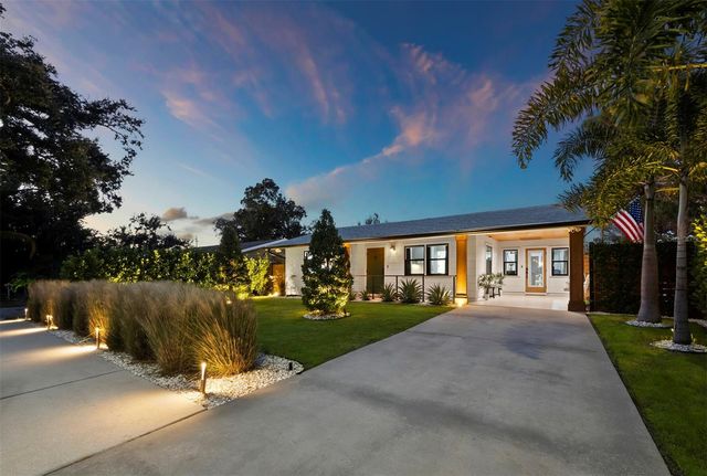 2421 PROSPECT STREET, Sarasota, FL 34239