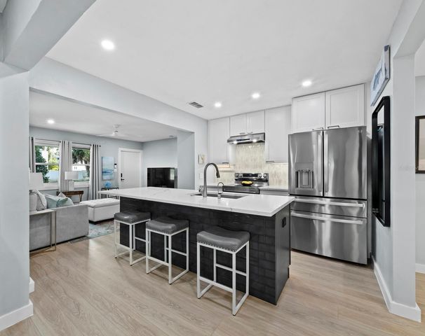 2421 PROSPECT STREET, Sarasota, FL 34239