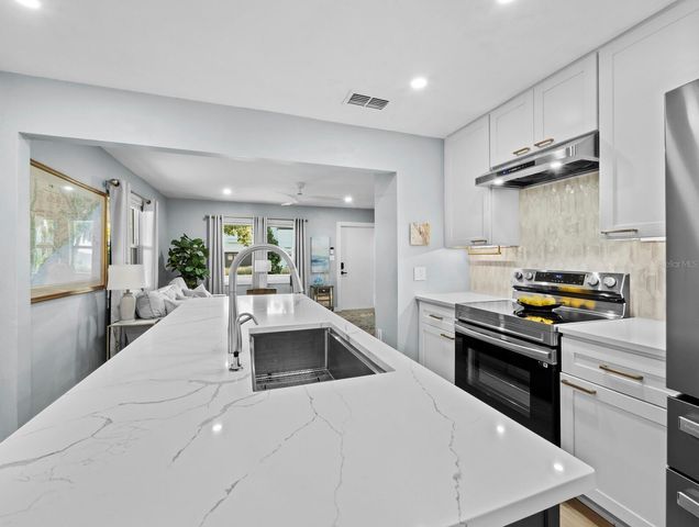 2421 PROSPECT STREET, Sarasota, FL 34239