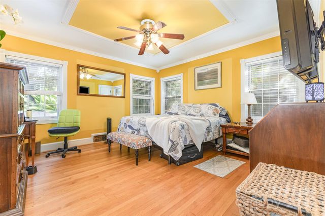 418 W 9th Street, Newton, NC 28658