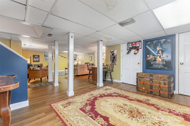 418 W 9th Street, Newton, NC 28658