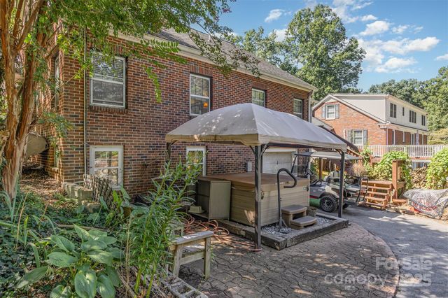 418 W 9th Street, Newton, NC 28658