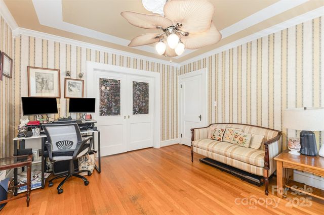 418 W 9th Street, Newton, NC 28658