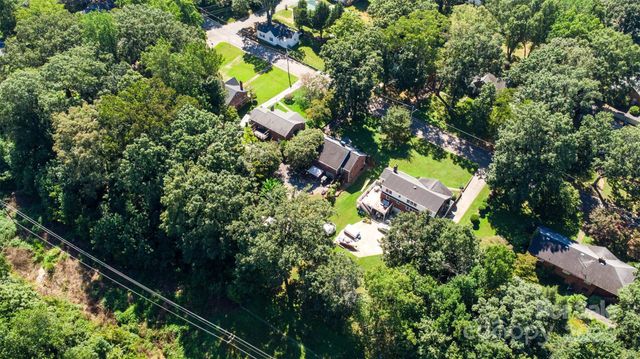 418 W 9th Street, Newton, NC 28658