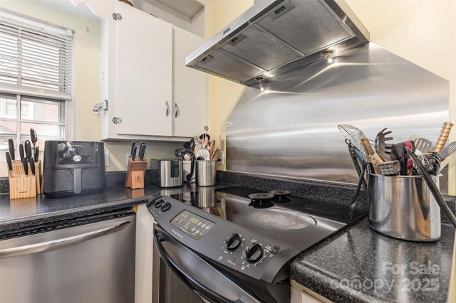 418 W 9th Street, Newton, NC 28658