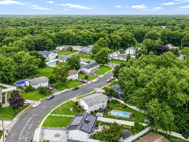 44 Buckskin Lane, Selden, NY 11784