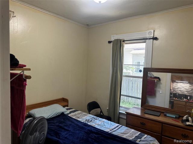 1308 W Genesee Avenue, Saginaw, MI 48602