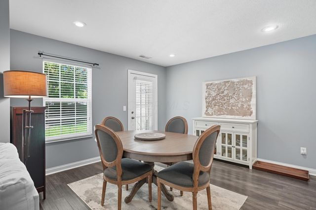 5017 Calais Drive, Columbus, OH 43221