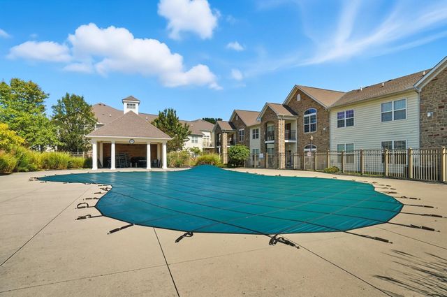 5017 Calais Drive, Columbus, OH 43221