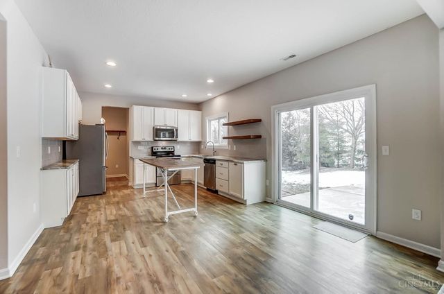 4343 Hunting Hawk Drive, Turtle Creek Twp, OH 45036