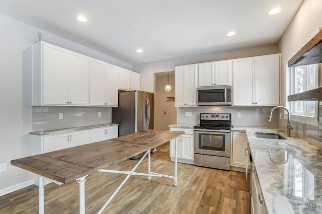 4343 Hunting Hawk Drive, Turtle Creek Twp, OH 45036