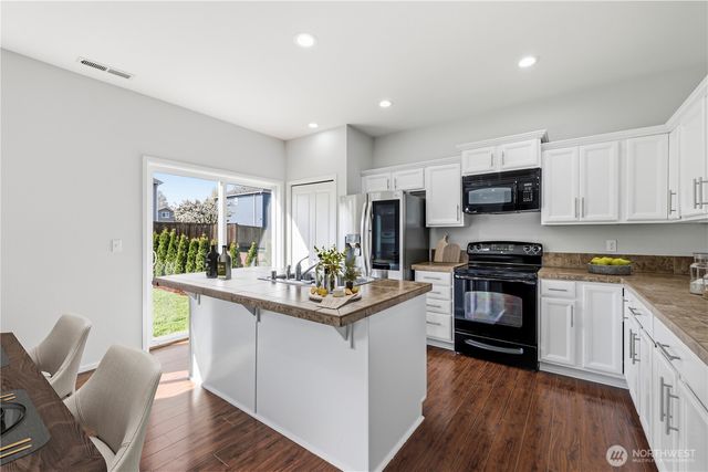 1907 SW 341st Place, Federal Way, WA 98023