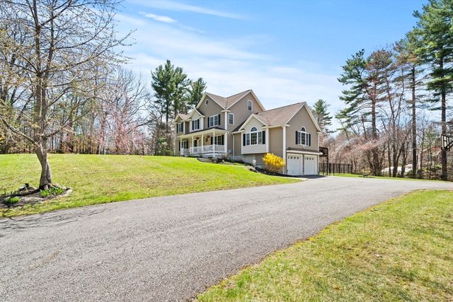 3 Curve Street, Middleton, MA 01949