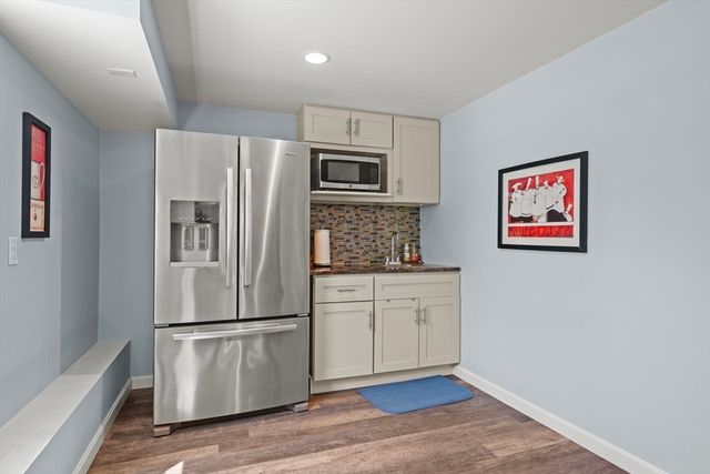 3 Curve Street, Middleton, MA 01949