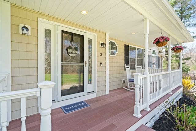 3 Curve Street, Middleton, MA 01949