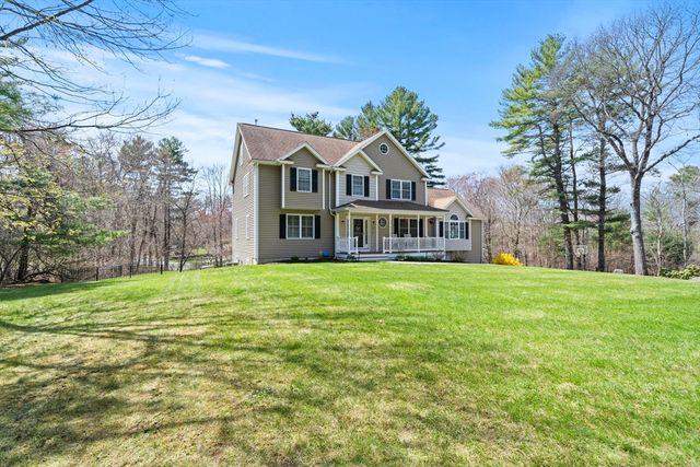3 Curve Street, Middleton, MA 01949