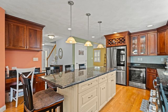 3 Curve Street, Middleton, MA 01949