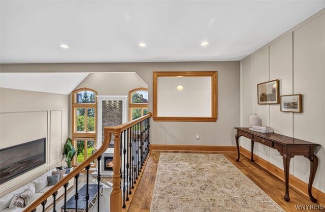 9082 Winding Creek Lane, Clarence, NY 14032