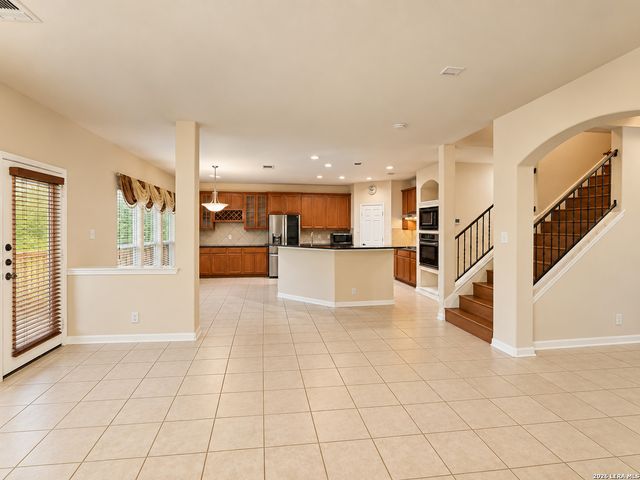 1410 CAMDEN CV, San Antonio, TX 78258
