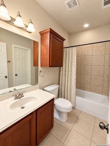 1410 CAMDEN CV, San Antonio, TX 78258