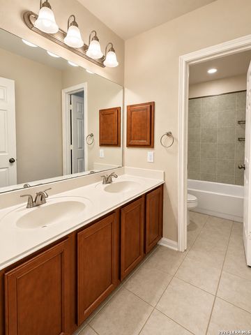 1410 CAMDEN CV, San Antonio, TX 78258