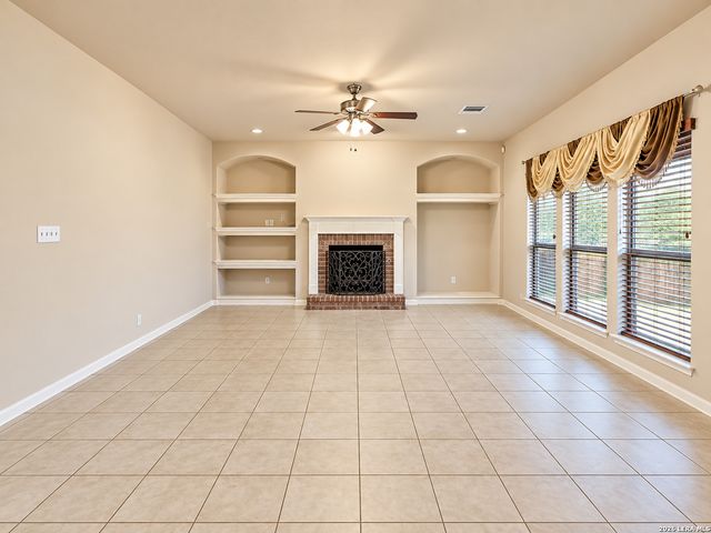 1410 CAMDEN CV, San Antonio, TX 78258