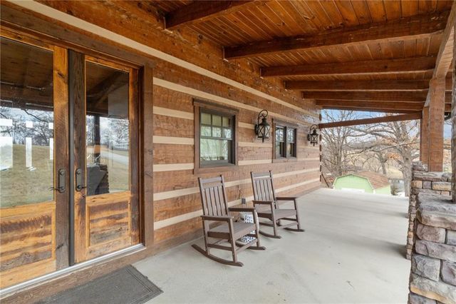 226 Lake Viking Terrace, Gallatin, MO 64640