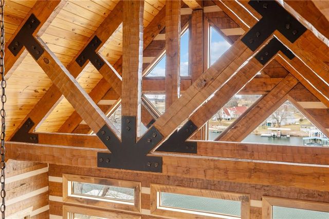 226 Lake Viking Terrace, Gallatin, MO 64640