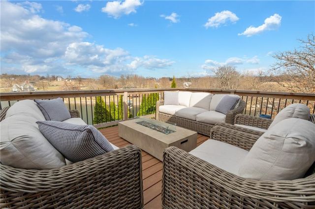 226 Lake Viking Terrace, Gallatin, MO 64640