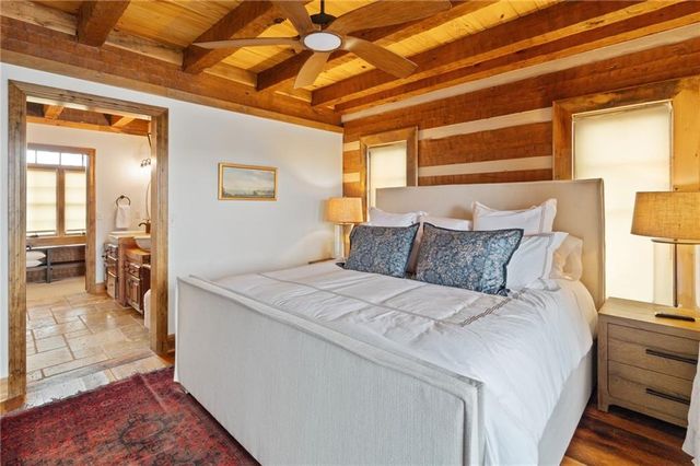 226 Lake Viking Terrace, Gallatin, MO 64640