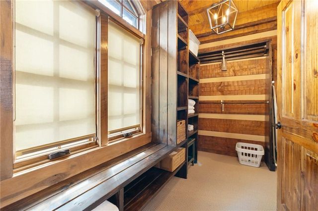 226 Lake Viking Terrace, Gallatin, MO 64640