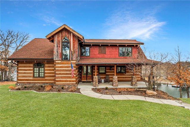 226 Lake Viking Terrace, Gallatin, MO 64640