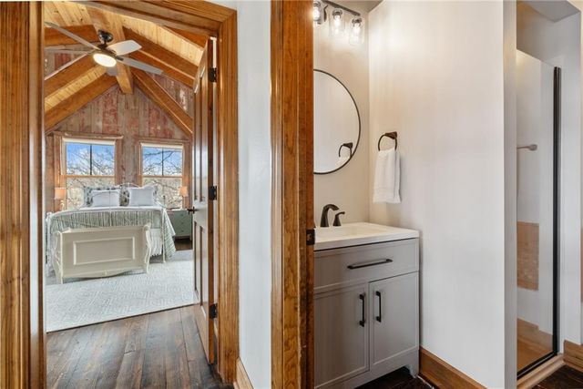 226 Lake Viking Terrace, Gallatin, MO 64640