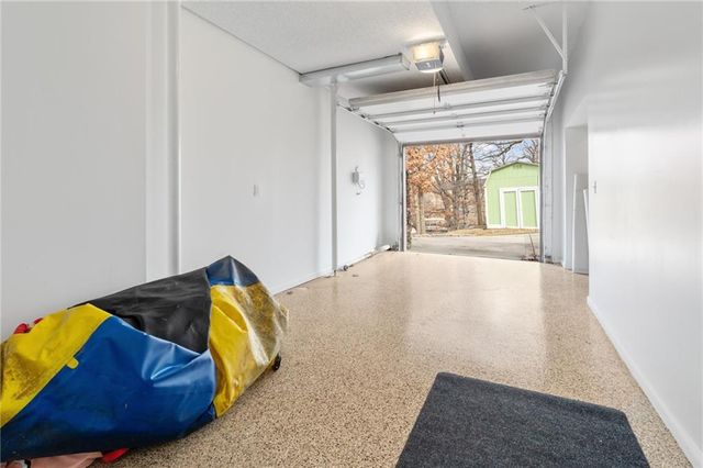 226 Lake Viking Terrace, Gallatin, MO 64640