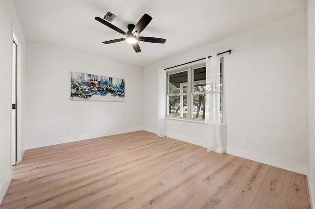 1218 County Road 132B, Kingsland, TX 78639