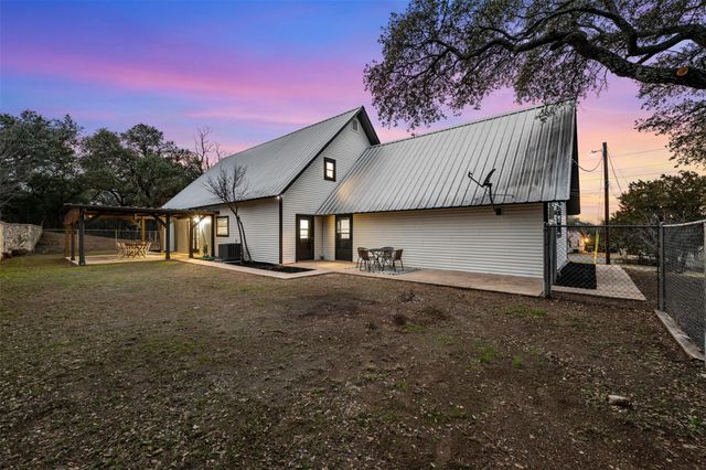 1218 County Road 132B, Kingsland, TX 78639