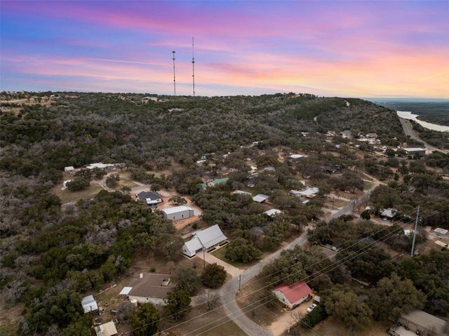 1218 County Road 132B, Kingsland, TX 78639