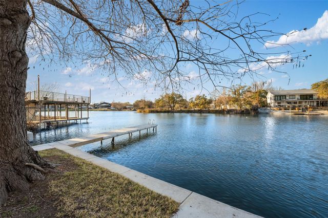 1218 County Road 132B, Kingsland, TX 78639