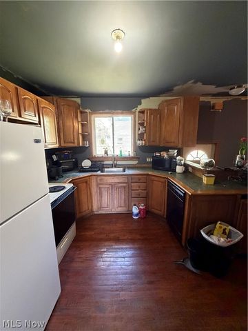3692 E 52nd Street, Cleveland, OH 44105