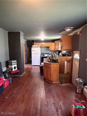 3692 E 52nd Street, Cleveland, OH 44105
