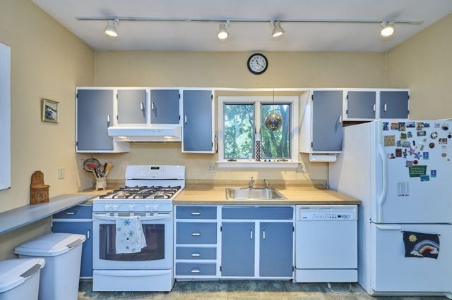 21 Bertson Avenue, Boston, MA 02132