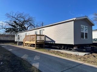 3900 W Jefferson Avenue, Trenton City, MI 48183