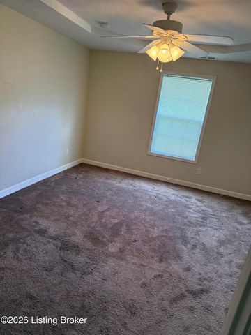 7801 Alfred Schlatter Dr 6, Louisville, KY 40214