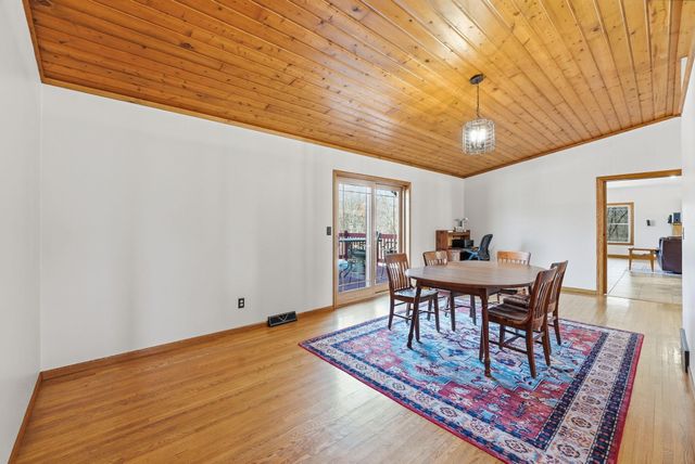 22364 45th Avenue, Saint Augusta, MN 56301