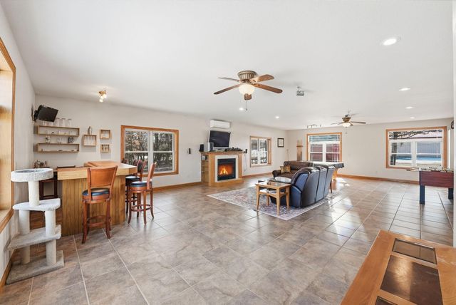 22364 45th Avenue, Saint Augusta, MN 56301