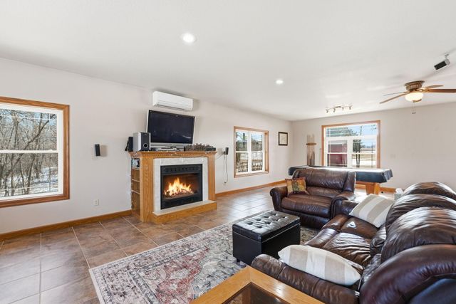 22364 45th Avenue, Saint Augusta, MN 56301